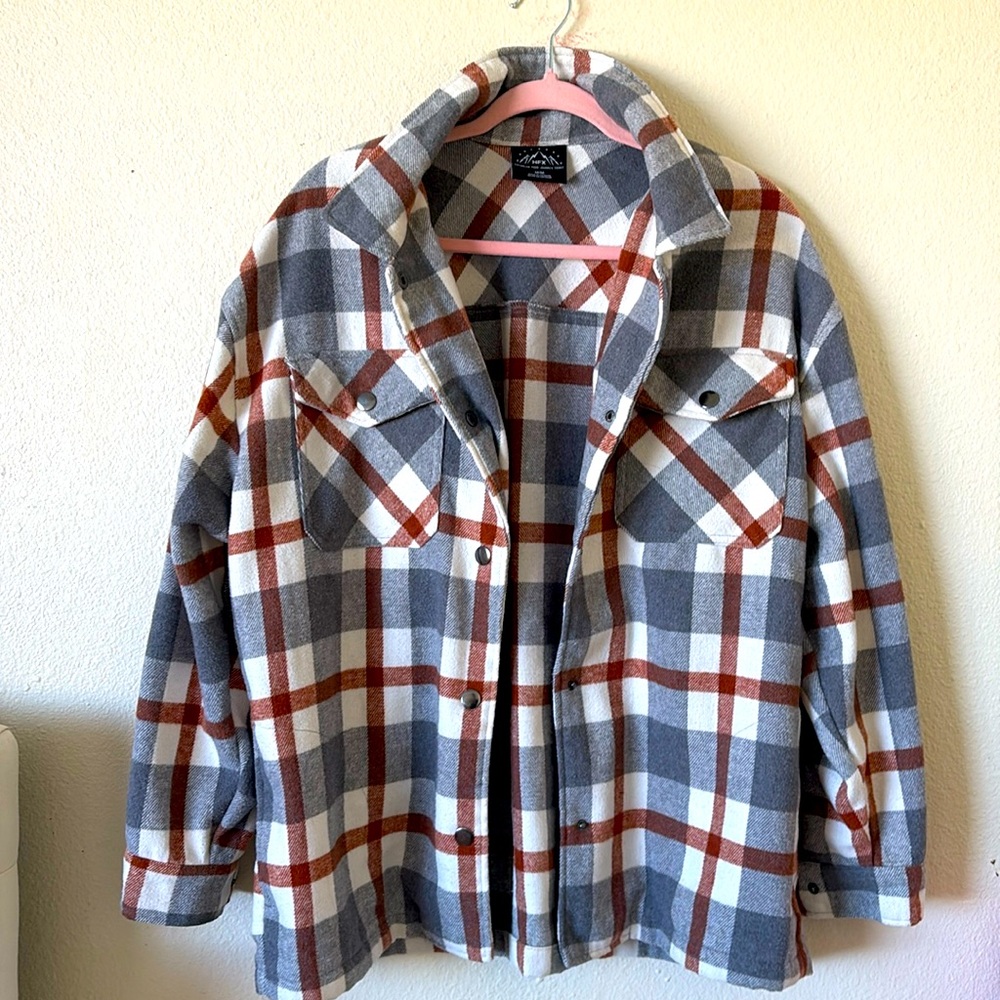 The PERFECT flannel like coat / jacket